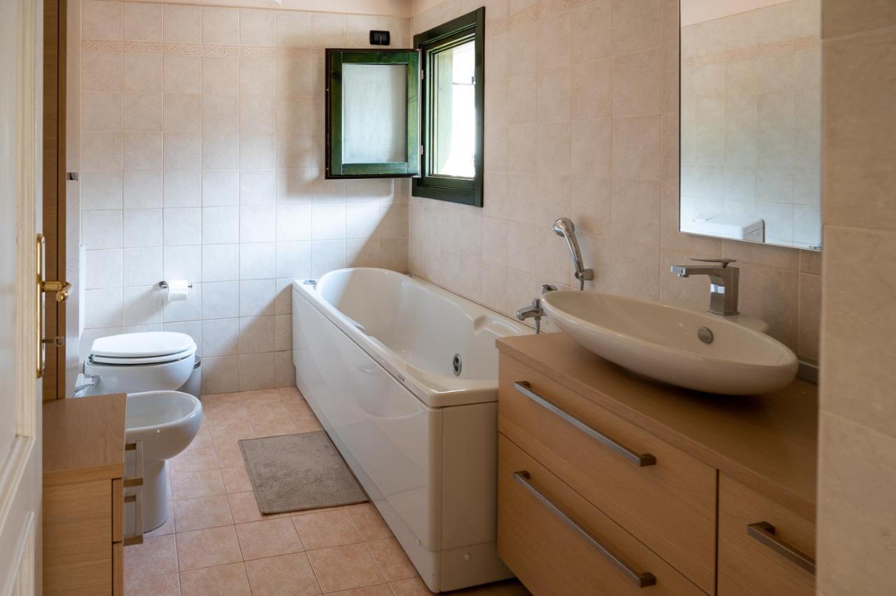 Casa Del Sole Apartment ปิโซเญ ภายนอก รูปภาพ